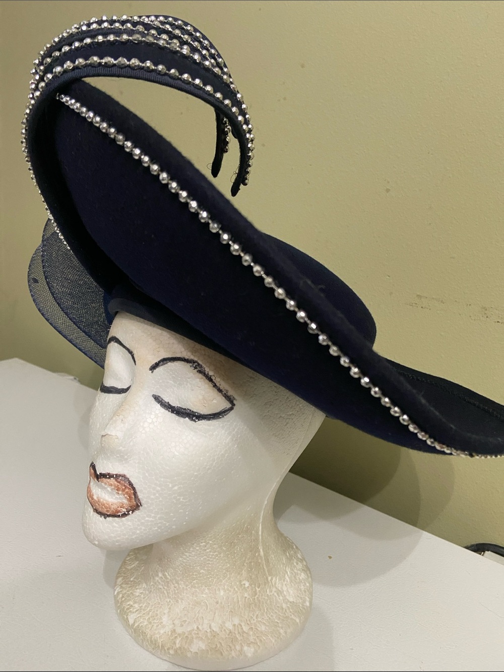 Beautiful Dress Hat / Church Hat by Sylvia - Picture 6 of 10